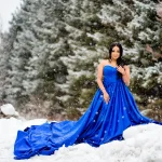 Winter Engagement Photo Ideas – Dress Colours That Work Best in the Cold