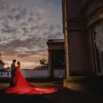 Golden Hour Engagement Photos – Dress Colours and Fabrics That Glow in Warm Light